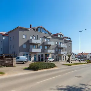Apartment Marica - T2 & Ankica & Marabella, Medulin
